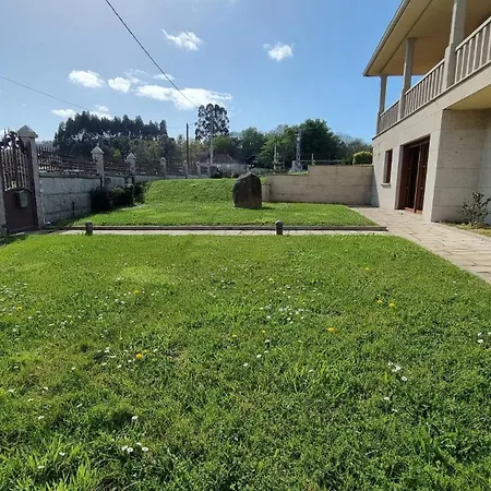 Casa De Lujo Con Pisicina Y Jardin En El Rural * Meis