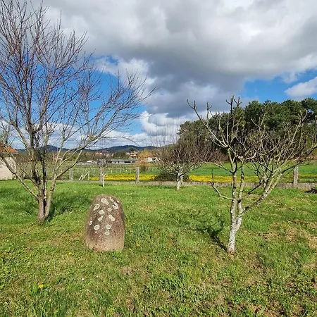 Casa De Lujo Con Pisicina Y Jardin En El Rural Meis